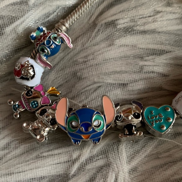 Pandora Heart Clasp Bracelet w/ 9 NEW Disney Lilo & Stitch Theme Charms - Picture 3 of 9